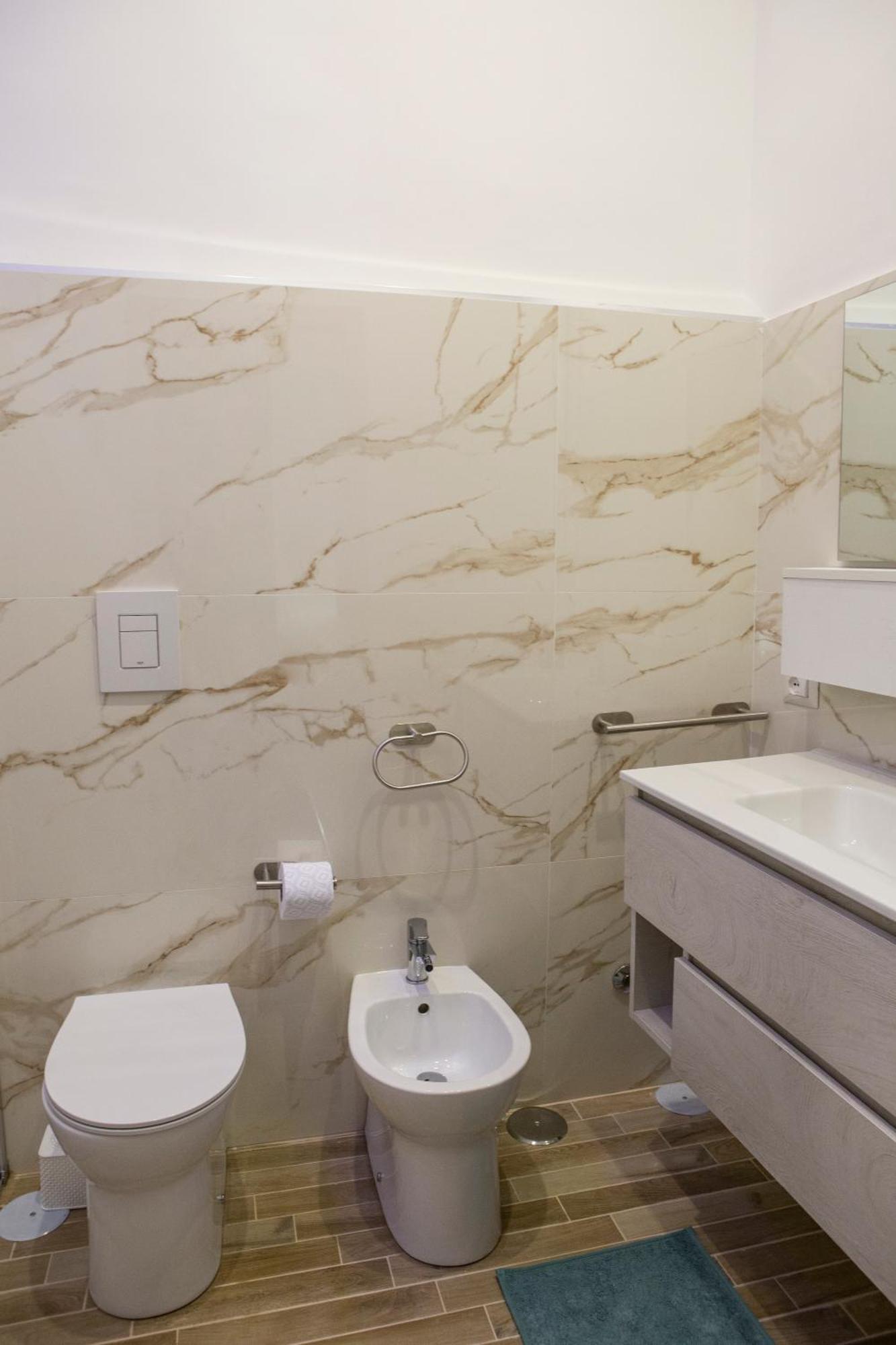 Bed & Breakfast Skyport Naples